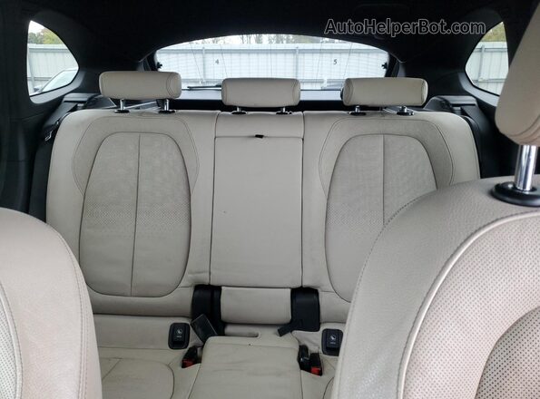 WBXHT3Z36G4A48720 2016 BMW X1 Silver Widok tylnych siedzeń