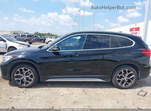 WBXJG7C01L5R71958 2020 BMW X1 Black Widok wnętrza 360 stopni