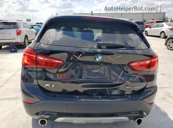 WBXJG7C09M5S35268 2021 BMW X1 Черный Вид сзади