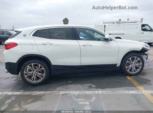 WBXYH9C06L5P44417 2020 BMW X2 White სალონის 360-გრადუსიანი ხედი