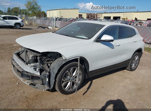 WBXYJ1C01M5S78614 2021 BMW X2 White Առջևի ձախ երեք քառորդ տեսարան