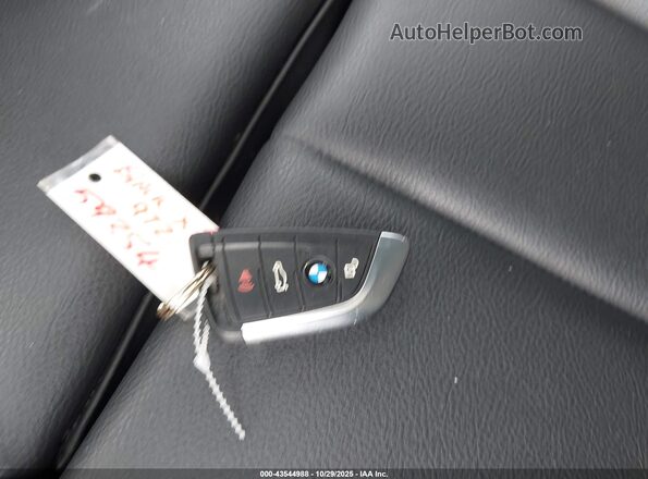 WBXYJ1C03L5P80426 2020 BMW X2 Black Առջևի վահանակի տեսք