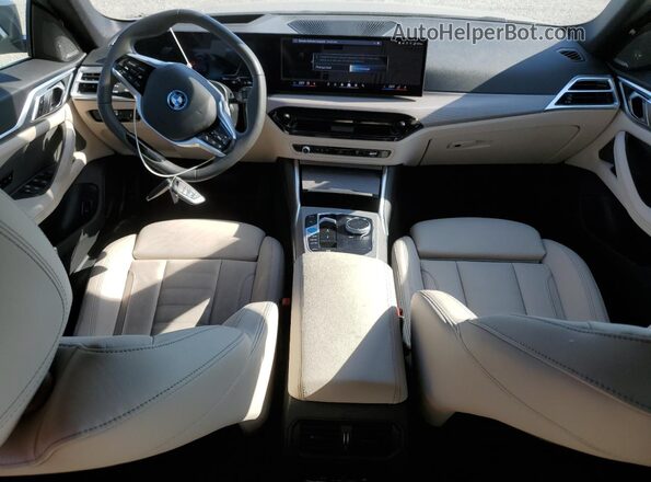 WBY23HD04SFU02854 2025 BMW I4 Black Vista del salpicadero