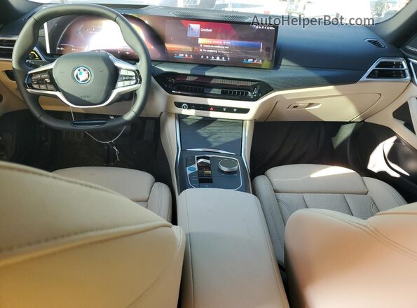 WBY23HD08SFU63639 2025 BMW I4 Белый Вид панели приборов