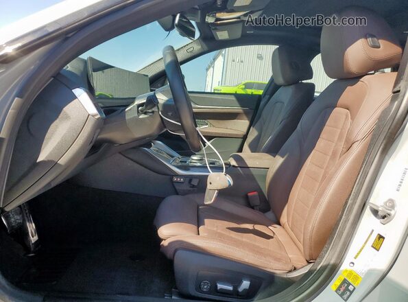 WBY33AW00PFR32898 2023 BMW I4 Gray Front interior view
