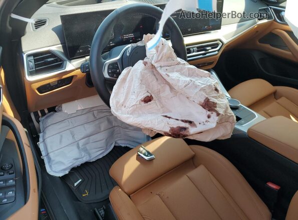 WBY33AW01PFP30488 2023 BMW I4 Серый Вид панели приборов