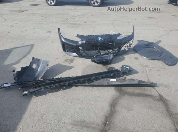 WBY33AW05RFR90735 2024 BMW I4 Black 