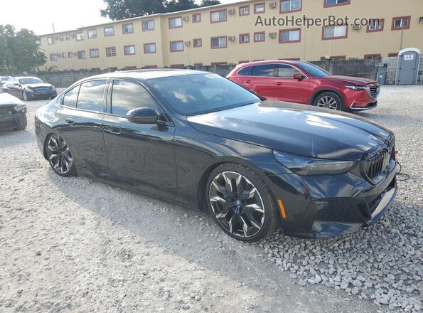 WBY33FK05RCR16994 2024 BMW OTHER Черный Передняя правая четверть
