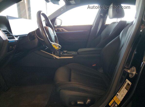 WBY43AW04PFP97753 2023 BMW I4 Black Вид салону спереду