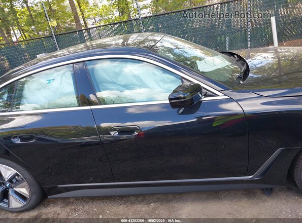 WBY43HD08SFU89876 2025 BMW I4 Black Вид задньої частини салону
