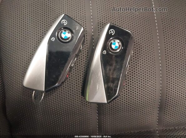 WBY53EJ07RCR10523 2024 BMW OTHER Silver Widok deski rozdzielczej