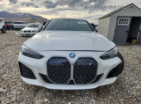 WBY73AW01NFN01887 2022 BMW I4 White Դիմացի տեսք