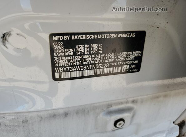 WBY73AW08NFN06228 2022 BMW I4 White Вид наклейки з VIN-кодом