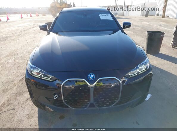 WBY73AW09PFR30259 2023 BMW I4 Black Սարքավորումների վահանակի տեսք