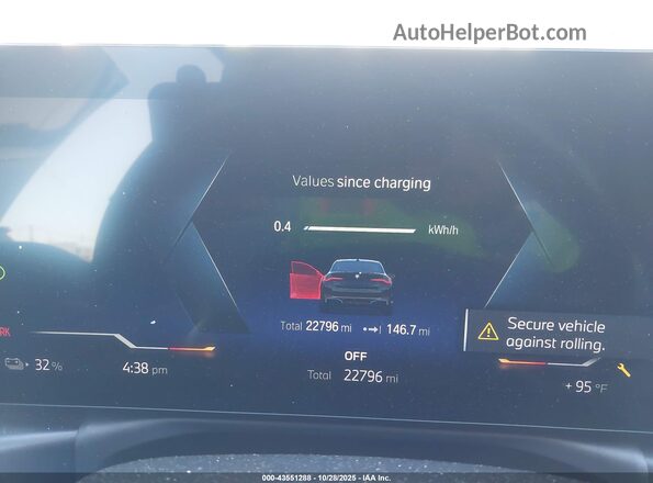WBY73AW09PFR30259 2023 BMW I4 Black Հետևի նստատեղերի տեսք