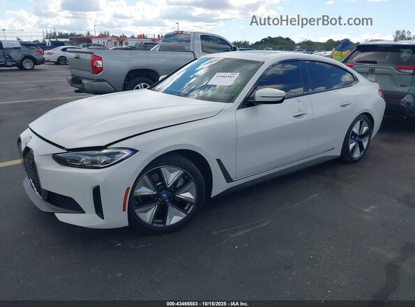 WBY73AW0XPFN90054 2023 BMW I4 White Передня ліва чверть