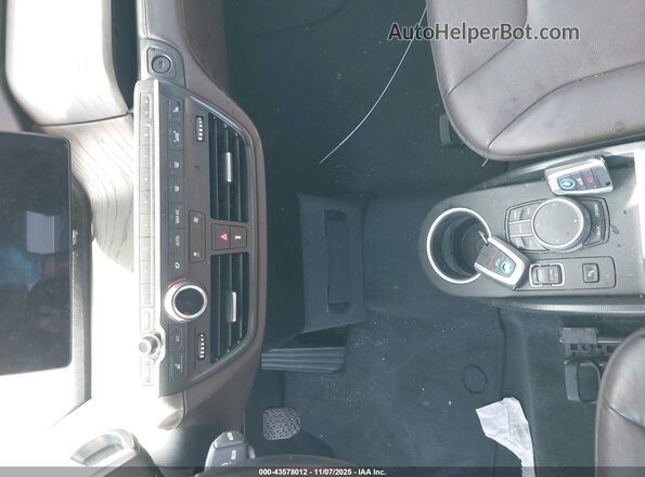 WBY8P4C52K7D37603 2019 BMW I3 Black Вид панелі приладів
