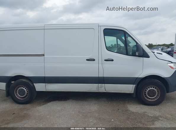 WD4PF0CD3KP165407 2019 MERCEDES-BENZ SPRINTER White Widok wnętrza z tyłu
