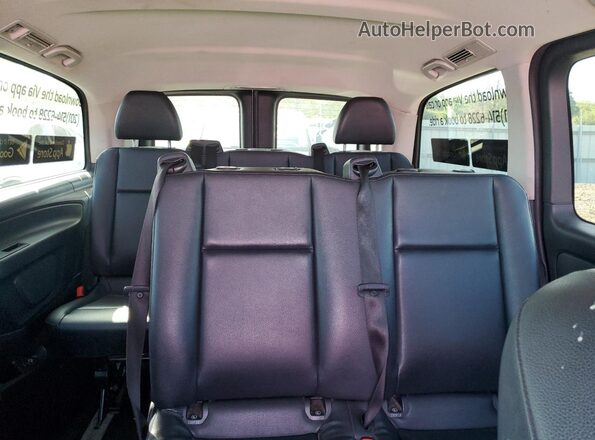 WD4PG2EE2J3365778 2018 MERCEDES-BENZ METRIS Black 