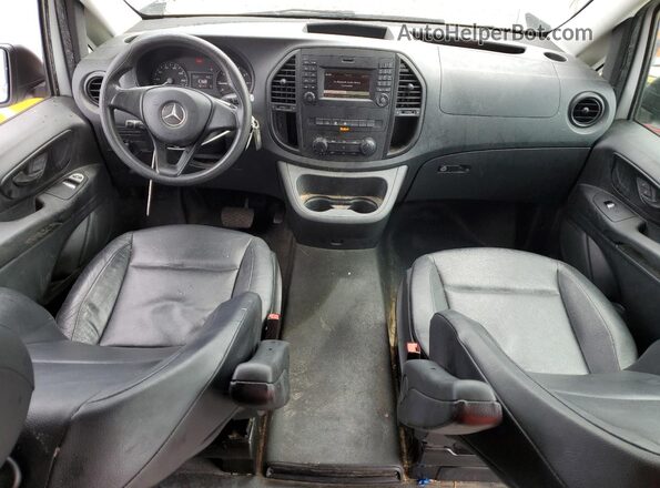 WD4PG2EE2K3529502 2019 MERCEDES-BENZ METRIS White Widok deski rozdzielczej