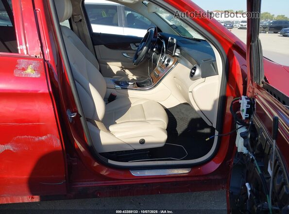 WDC0G4JB8HF245554 2017 MERCEDES-BENZ GLC 300 Red 