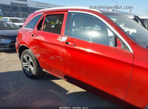 WDC0G4JB8HF245554 2017 MERCEDES-BENZ GLC 300 Red 