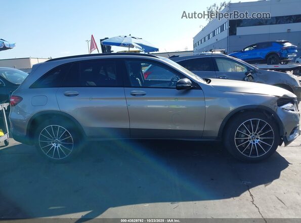 WDC0G4JBXKV127048 2019 MERCEDES-BENZ GLC 300 Gray Widok wnętrza z tyłu