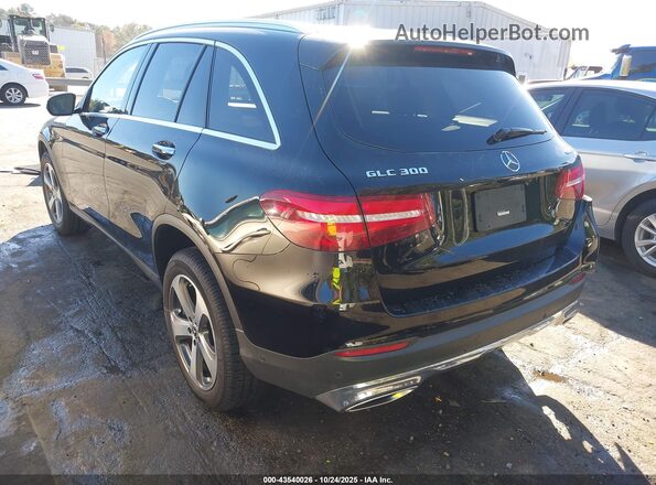 WDC0G4KB3HF203890 2017 MERCEDES-BENZ GLC 300 Black 