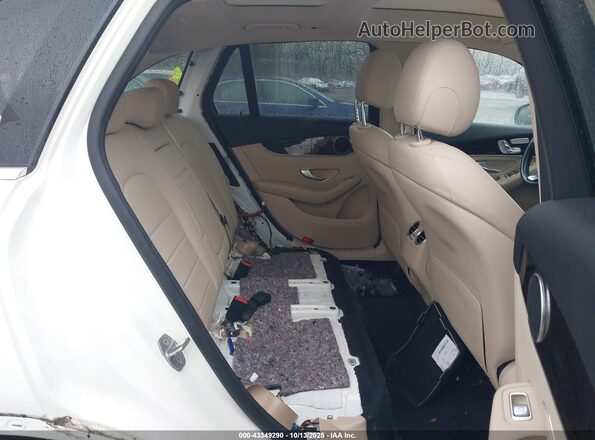 WDC0G4KBXHV012781 2017 MERCEDES-BENZ GLC 300 White 