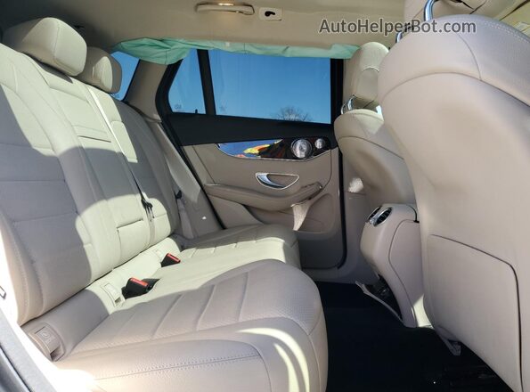WDC0G8DB9LF747369 2020 MERCEDES-BENZ GLC-CLASS White უკანა სალონის ხედი