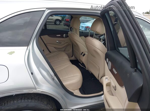 WDC0G8EB2LF699812 2020 MERCEDES-BENZ GLC 300 Серебряный Вид наклейки с VIN-кодом