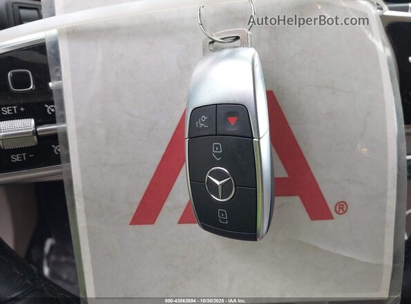 WDC0G8EB2LF699812 2020 MERCEDES-BENZ GLC 300 Серебряный Вид панели приборов