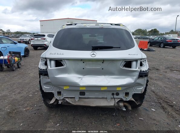 WDC0G8EB2LF699812 2020 MERCEDES-BENZ GLC 300 Серебряный 