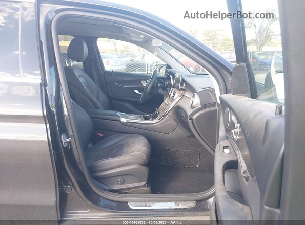 WDC0G8EB2LF705947 2020 MERCEDES-BENZ GLC 300 Black წინა სალონის ხედი