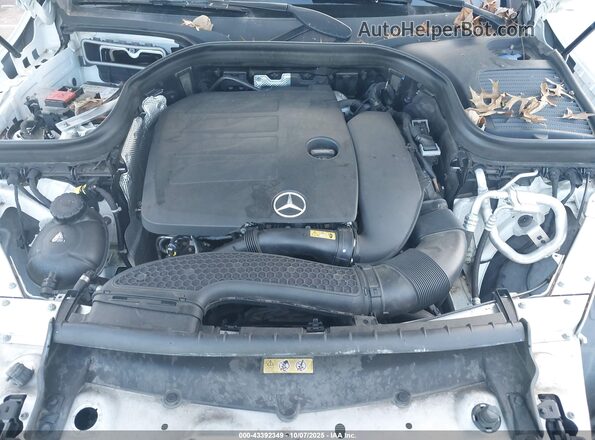 WDC0G8EB8LF731713 2020 MERCEDES-BENZ GLC 300 White Widok z tyłu