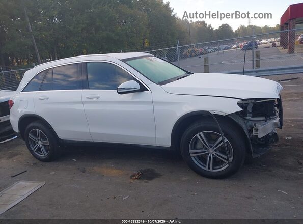 WDC0G8EB8LF731713 2020 MERCEDES-BENZ GLC 300 White Widok wnętrza 360 stopni