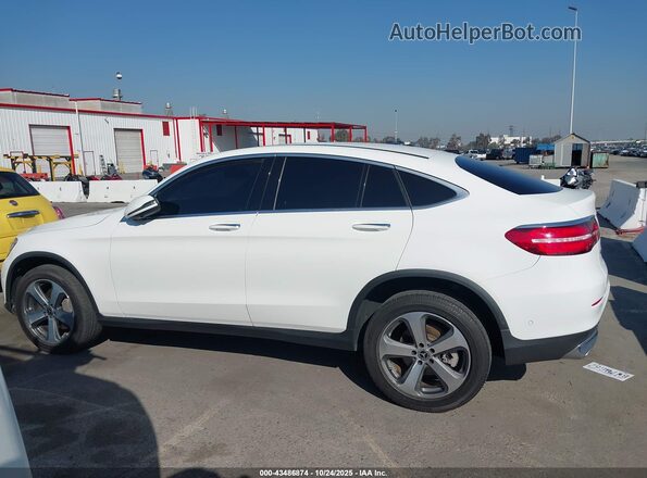 WDC0J4KB6KF570081 2019 MERCEDES-BENZ GLC 300 COUPE White Widok wnętrza 360 stopni