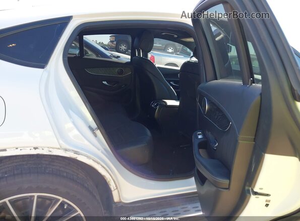 WDC0J4KB7JF427137 2018 MERCEDES-BENZ GLC 300 COUPE White Вид наклейки з VIN-кодом