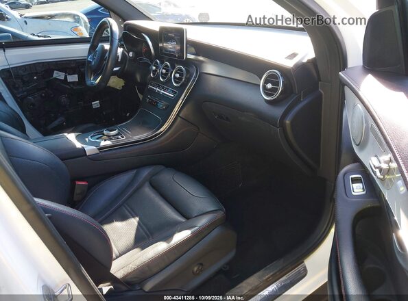 WDC0J6EB0JF455126 2018 MERCEDES-BENZ AMG GLE 43 COUPE White Front interior view
