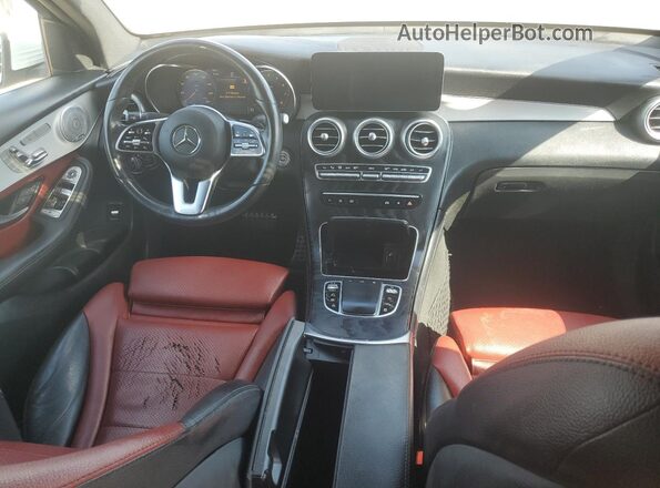 WDC0J8EB1LF713975 2020 MERCEDES-BENZ GLC-CLASS Белый Вид панели приборов