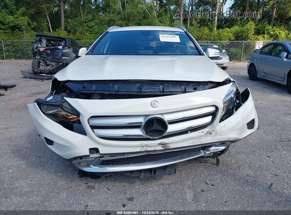 WDCTG4EB1HJ281848 2017 MERCEDES-BENZ GLA 250 Белый Вид щитка приборов