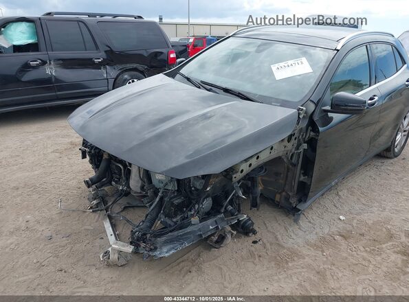 WDCTG4EB1LU021246 2020 MERCEDES-BENZ GLA 250 Black Вид спереду