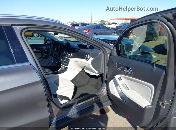 WDCTG4EB2LJ678073 2020 MERCEDES-BENZ GLA 250 Gray Front interior view