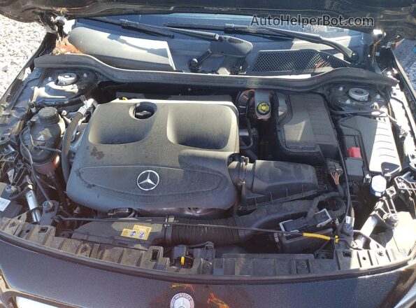 WDCTG4EB4HJ323882 2017 MERCEDES-BENZ GLA Black Widok wnętrza z tyłu