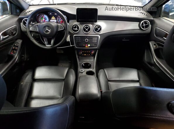 WDCTG4EB7HJ286648 2017 MERCEDES-BENZ GLA Black Вид панелі приладів