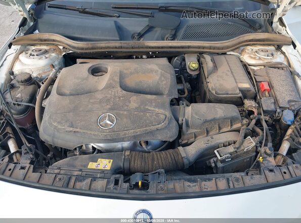 WDCTG4EB8GJ212203 2016 MERCEDES-BENZ GLA 250 White Vista trasera