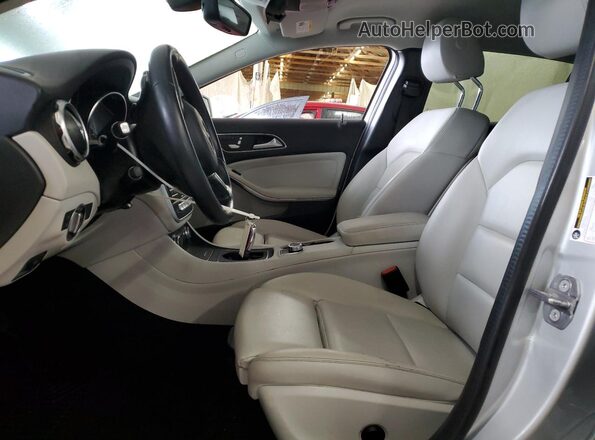 WDCTG4EB8LU026430 2020 MERCEDES-BENZ GLA Silver Front interior view