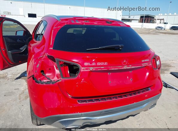 WDCTG4EB9JJ438371 2018 MERCEDES-BENZ GLA 250 Red 