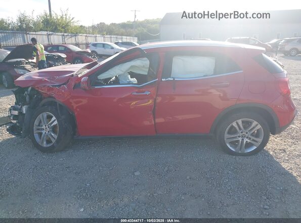 WDCTG4GB6LJ689915 2020 MERCEDES-BENZ GLA 250 Red Widok wnętrza 360 stopni