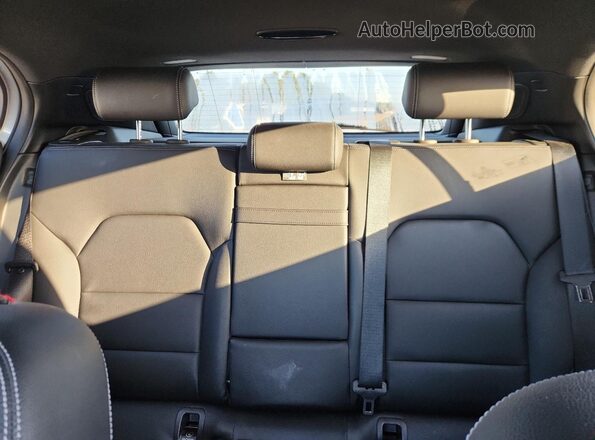 WDCTG4GB8HJ354632 2017 MERCEDES-BENZ GLA Silver Widok tylnych siedzeń
